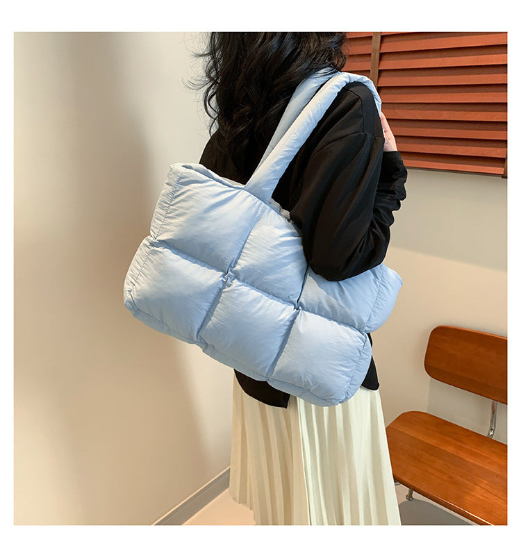 Women Tote Handbags Quilted Plaid Bag Retro Trendy Checkered Waterproof Shoulder Bag Solid Color Winter Soft Large Capacity Bags